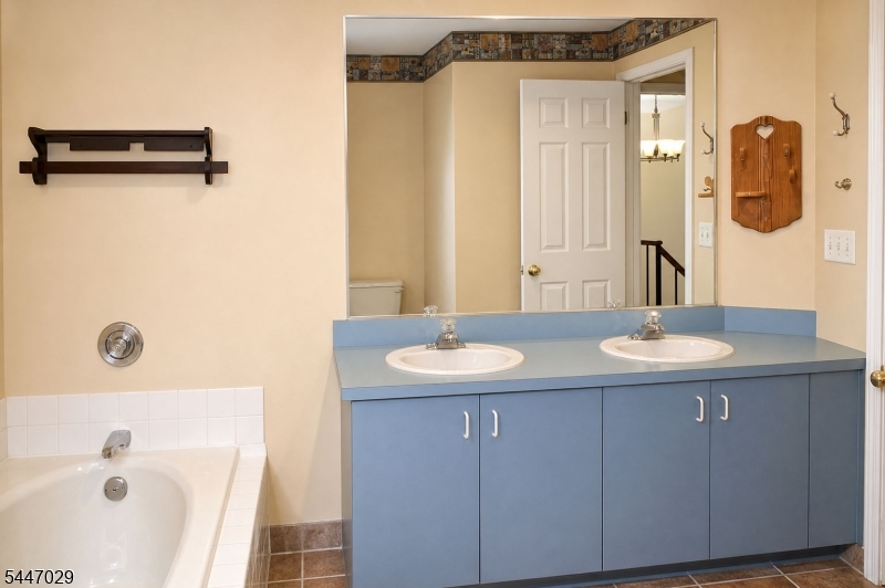 298 Greenfield Road Bridgewater, NJ 08807 - Photo 8 of 18