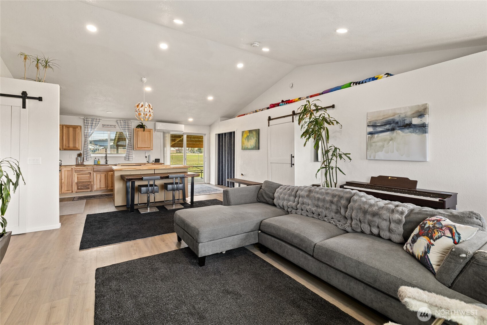 108 Memphis Road Ellensburg, WA 98926 - Photo 4 of 38