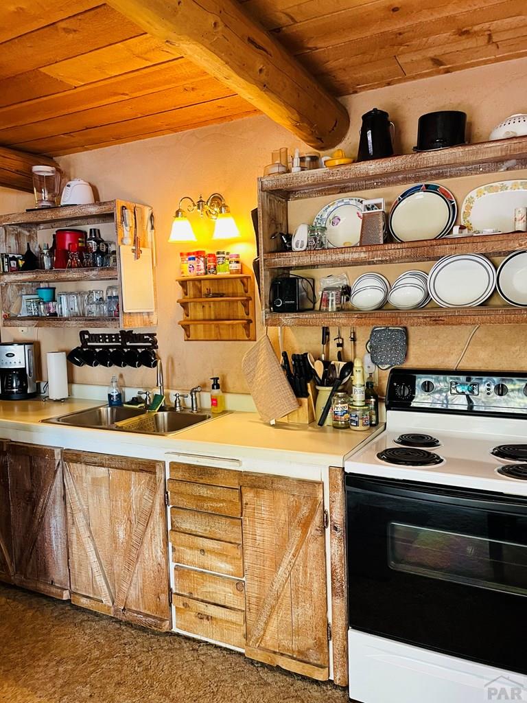 6003 Columbine Street Rye, CO 81069 - Photo 9 of 27