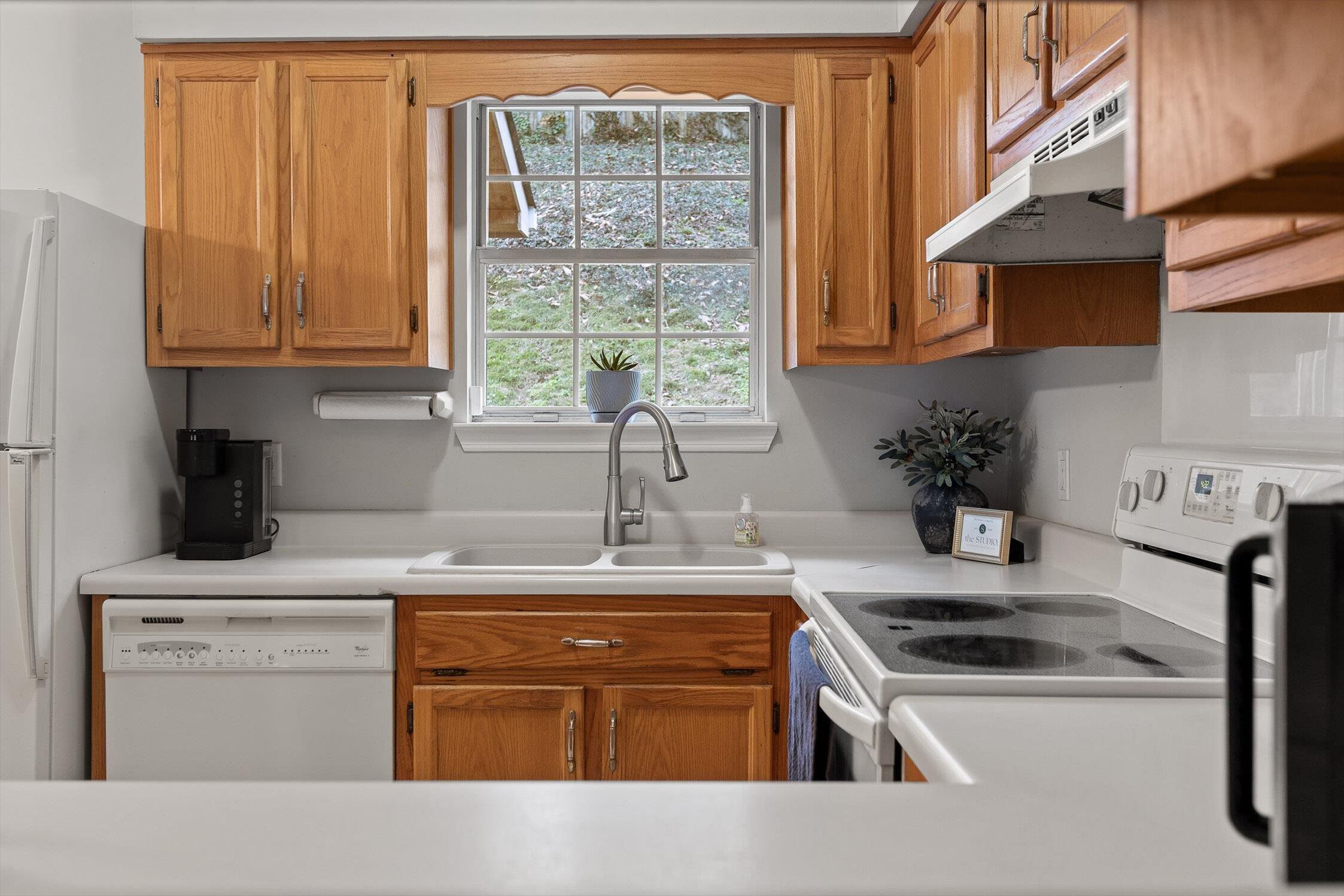 1606 Knickerbocker Avenue Chattanooga, TN 37405 - Photo 15 of 39 33-Knickerbocker-33