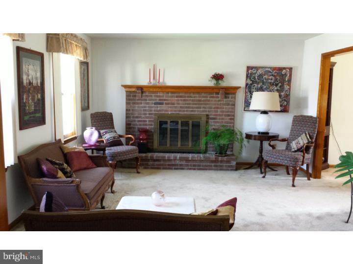 7 North Williamson Road Avondale, PA 19311 - Photo 3 of 24