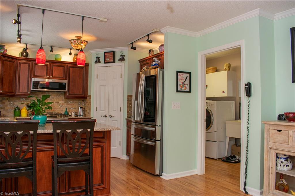 1405 Spring Tree Court High Point, NC 27265 - Photo 7 of 23 Gallery Image 7