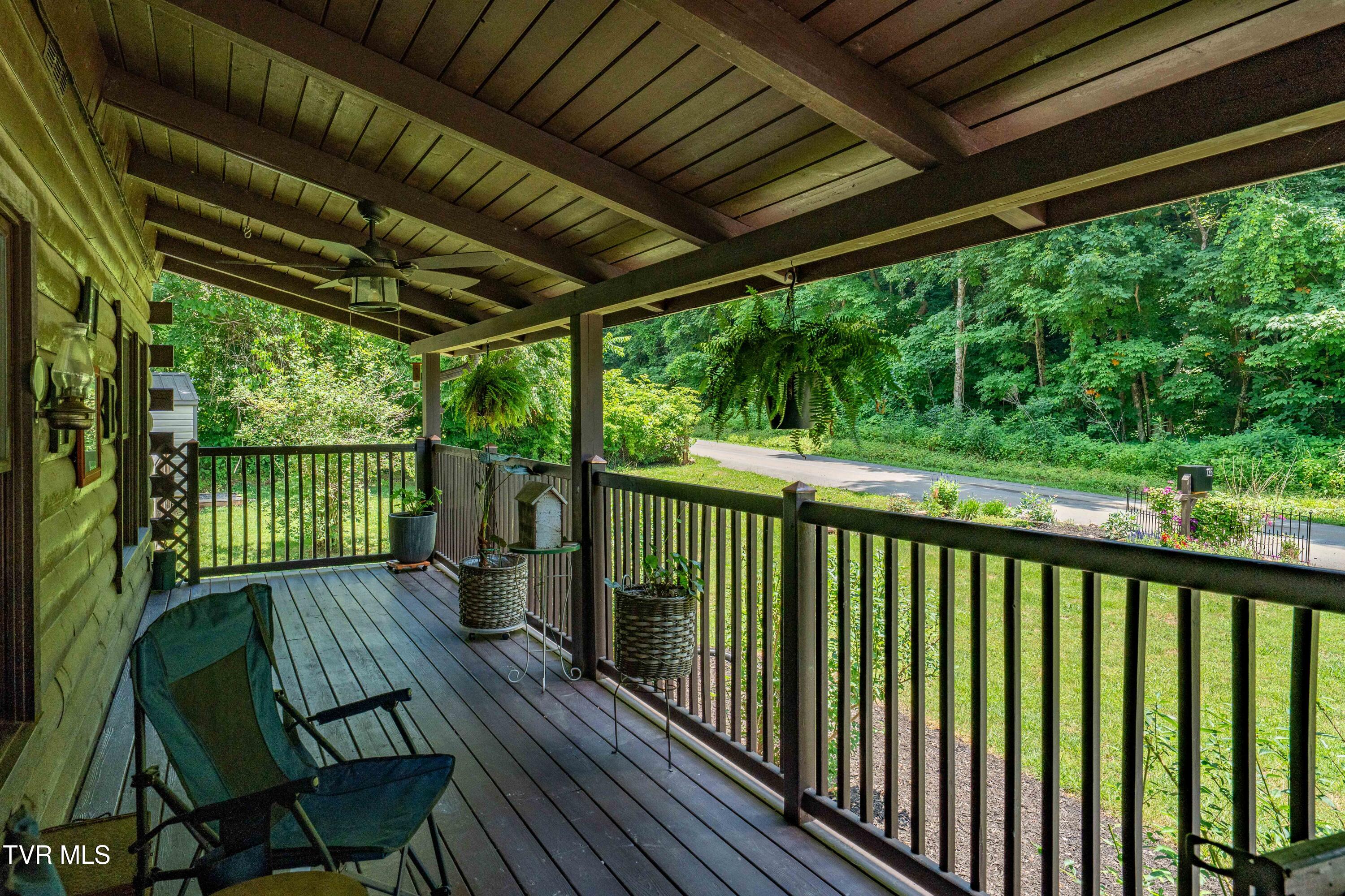 135 Grindstaff Hollow Road Elizabethton, TN 37643 - Photo 21 of 116 135 Grindstaff Hollow (37 of 83)