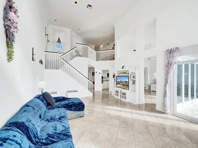 $750,000 | 6298 Brava Way, Boca Raton, FL 33433