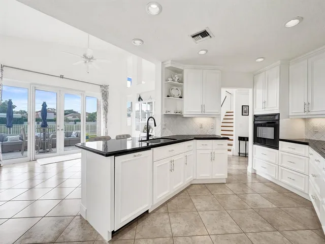 $750,000 | 6298 Brava Way, Boca Raton, FL 33433