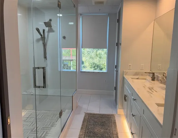 $599,000 | 516 Tamiami Trail South, Unit 102, Nokomis, FL 34275