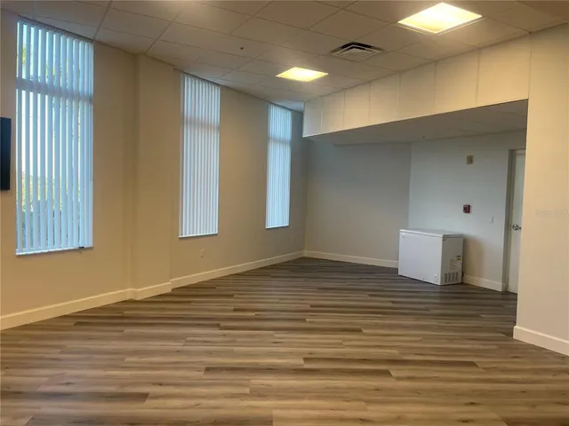 $599,000 | 516 Tamiami Trail South, Unit 102, Nokomis, FL 34275