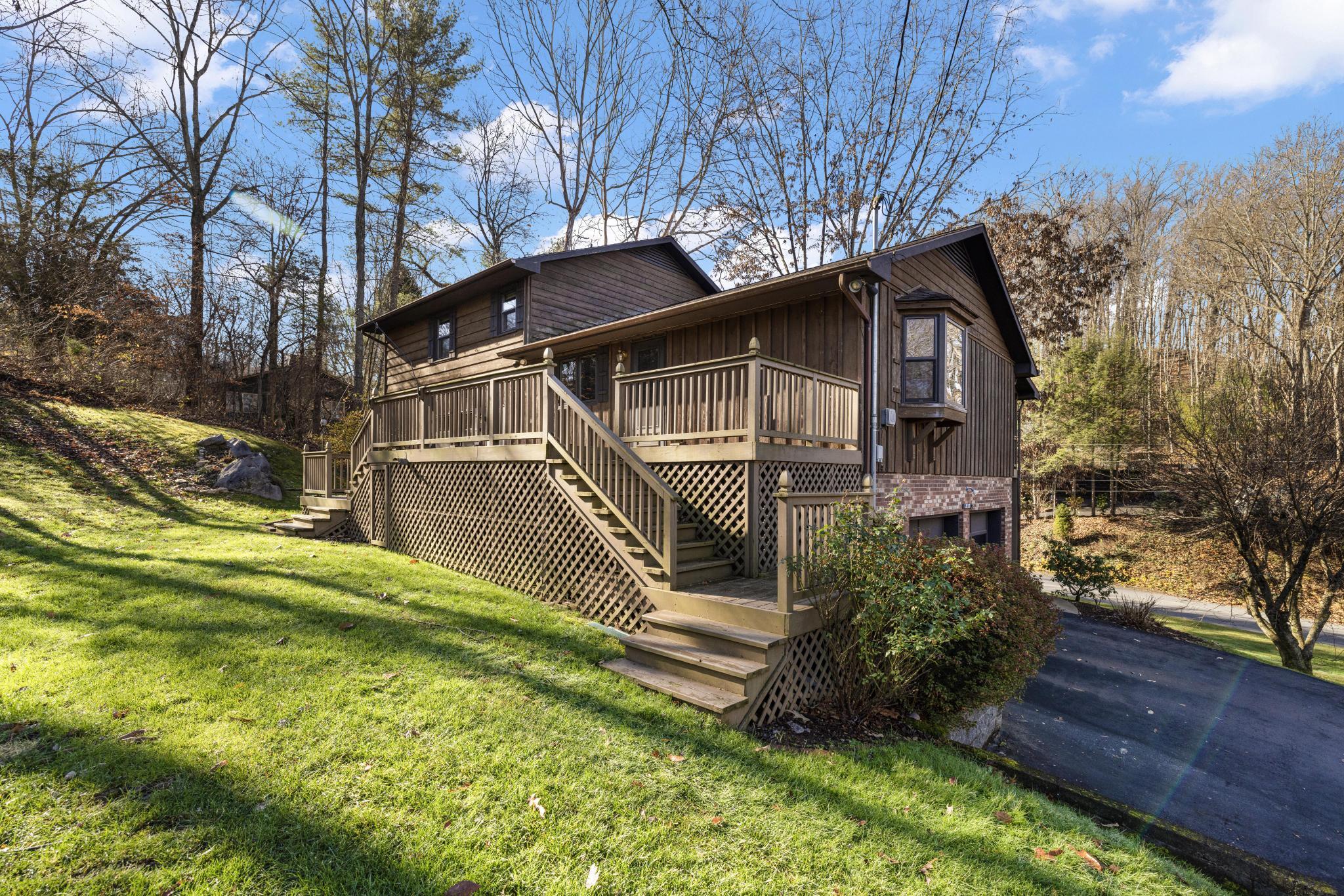 2133 Hickory Springs Road Johnson City, TN 37604 - Photo 13 of 51 IMG_2161