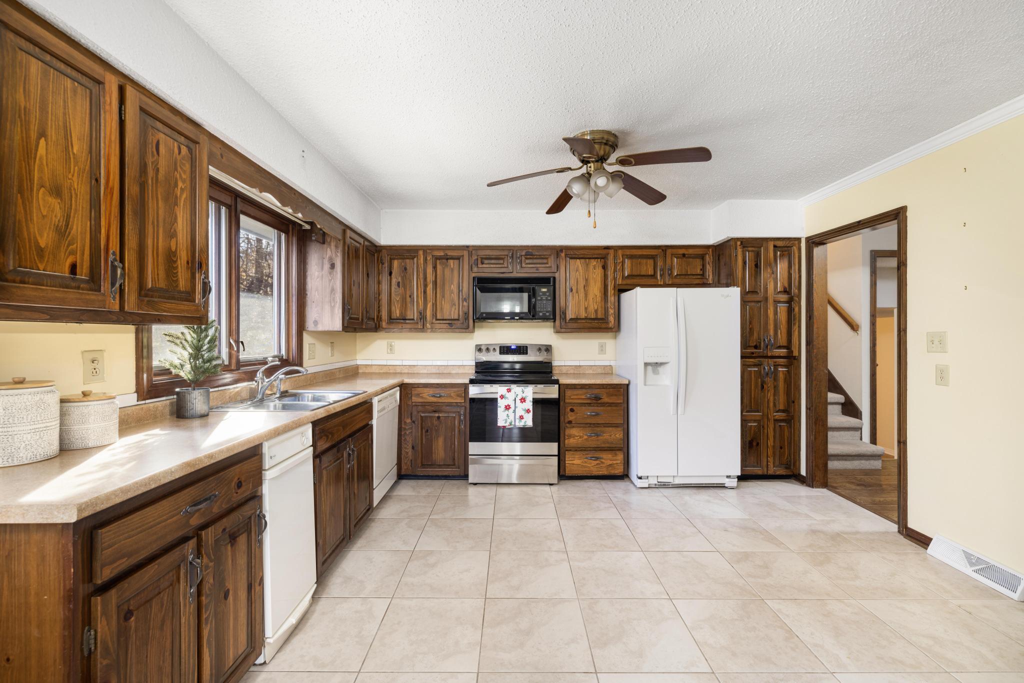 2133 Hickory Springs Road Johnson City, TN 37604 - Photo 29 of 51 IMG_2001