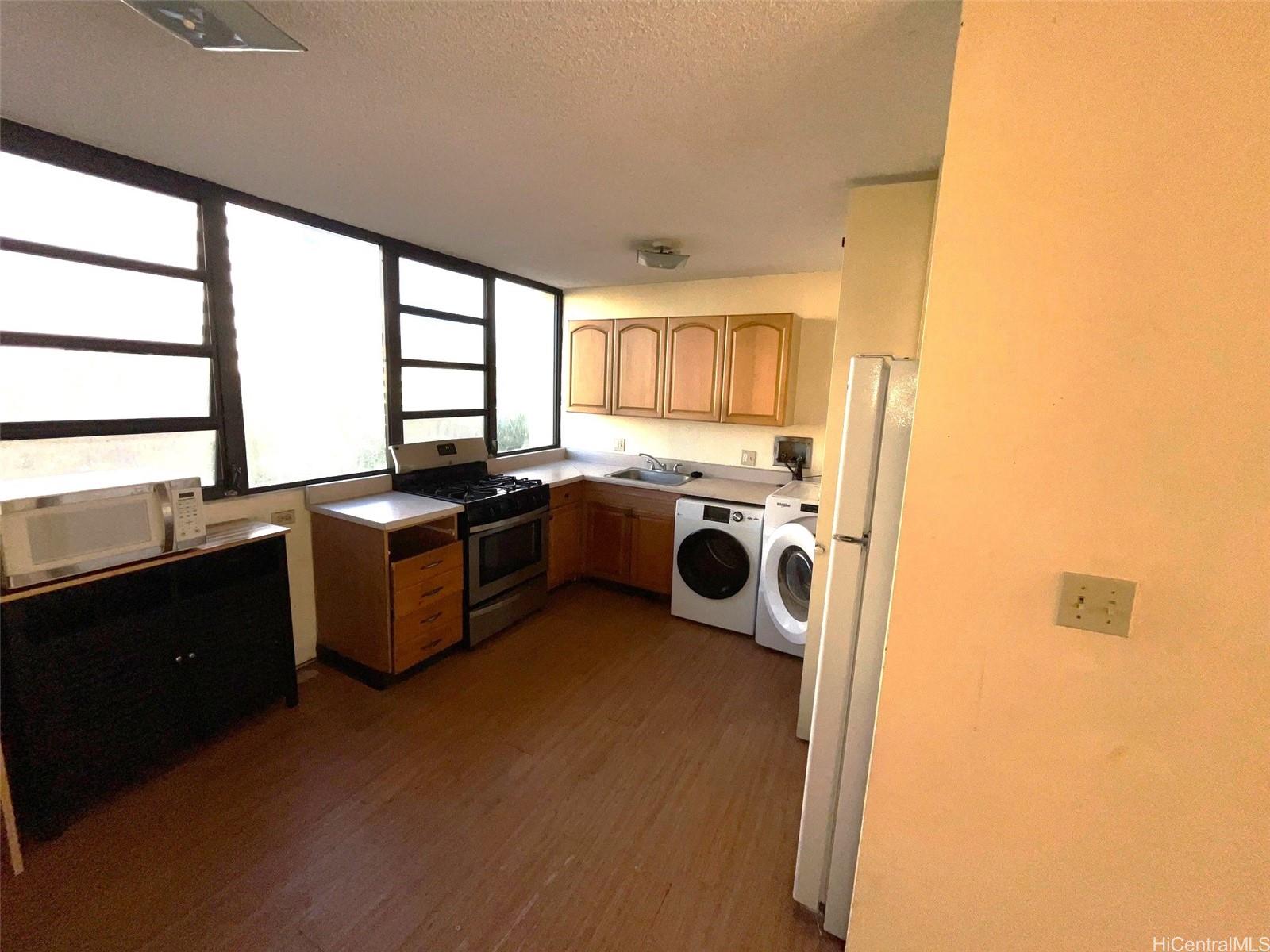 2929 Ala Ilima Street, Unit 303 Honolulu, HI 96818 - Photo 3 of 9