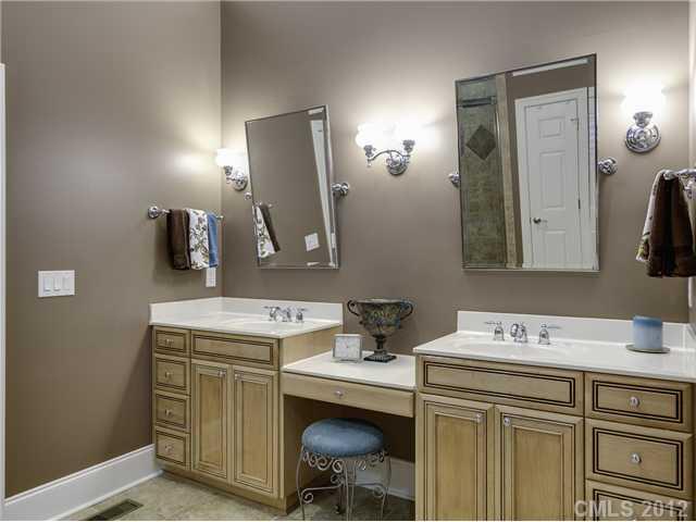 17610 Meadow Bottom Road Charlotte, NC 28277 - Photo 10 of 16 Gallery Image 10