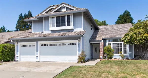 $595,000 | 632 Vernon Oaks Drive, Roseville, CA 95678