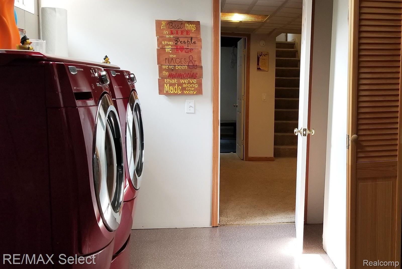 4461 Stoney Ridge Road Flint, MI 48507 - Photo 47 of 68 laundry 1.jpg
