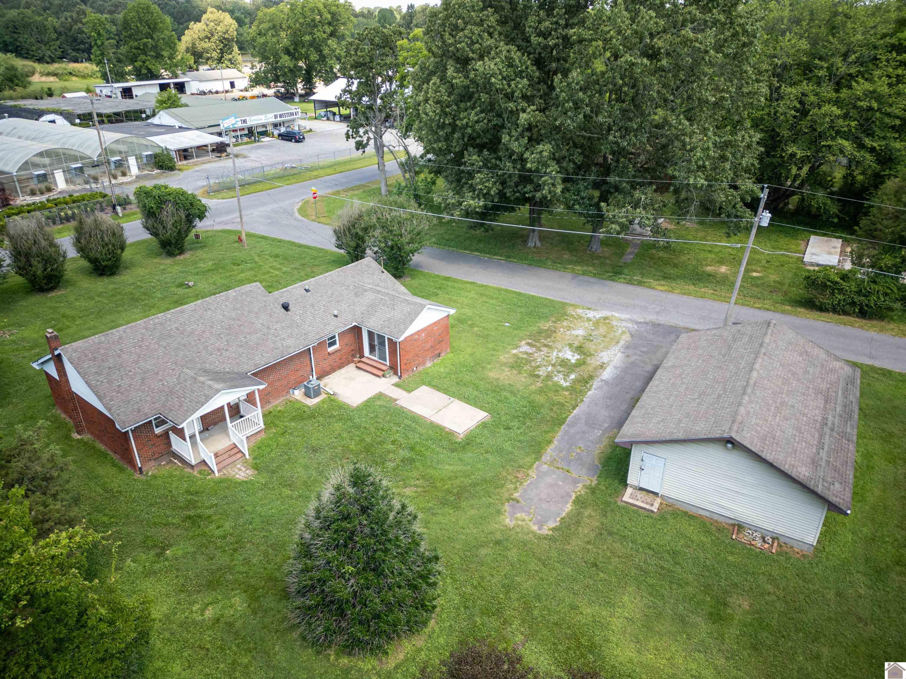 4206 Schneidman Road Paducah, KY 42003 - Photo 28 of 32 Photo 28