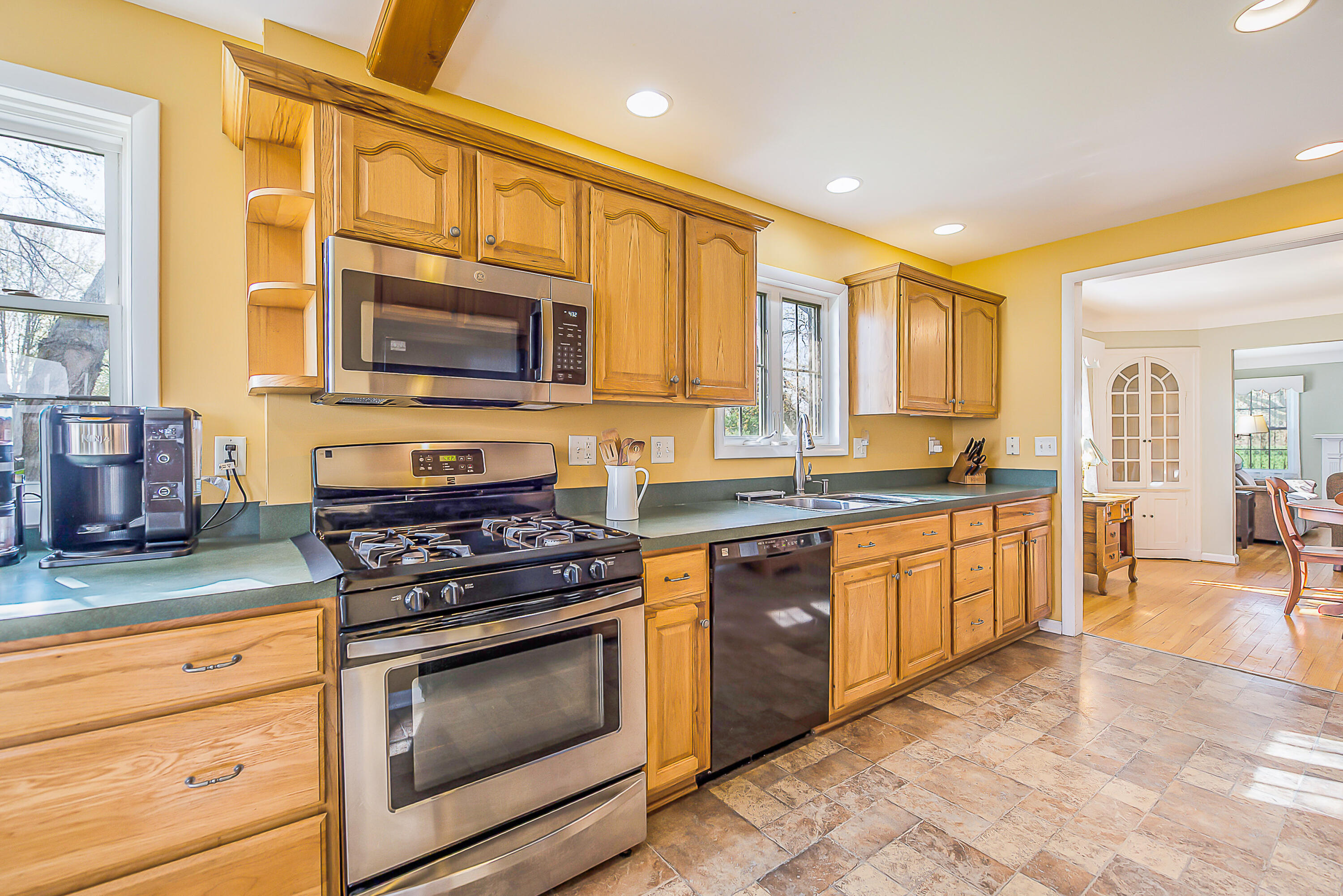 10715 Warner Road Milan, MI 48160 - Photo 3 of 58 Kitchen
