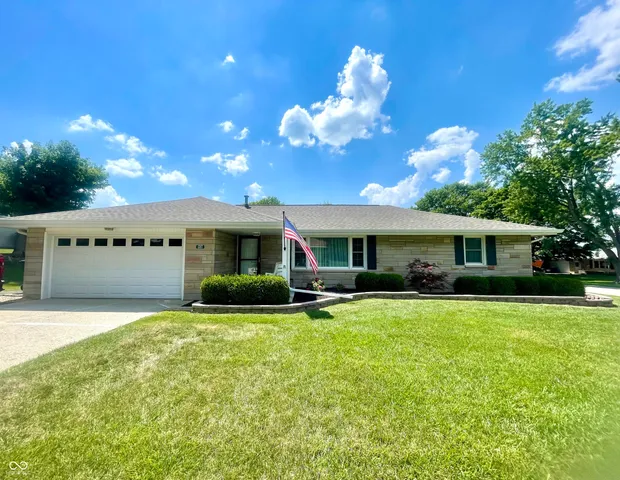 $215,000 | 1317 North Riley Road, Muncie, IN 47304