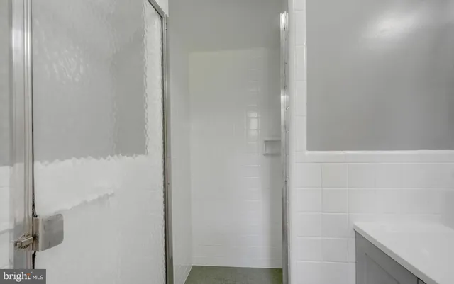 $3,200 | 11 South Providence Road, Wallingford, PA 19086