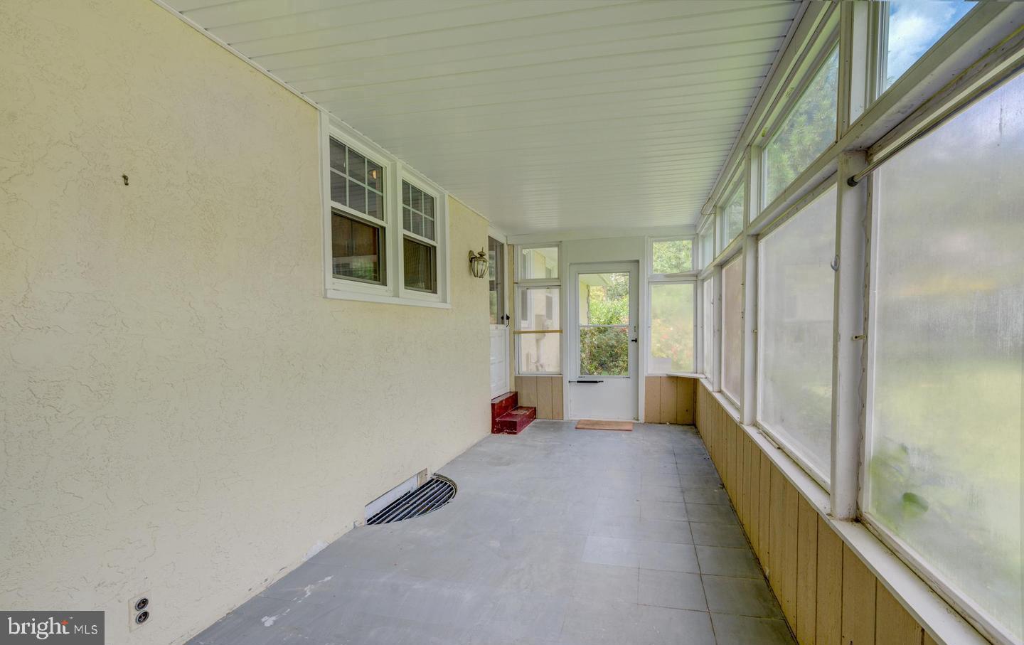 11 South Providence Road Wallingford, PA 19086 - Photo 25 of 29