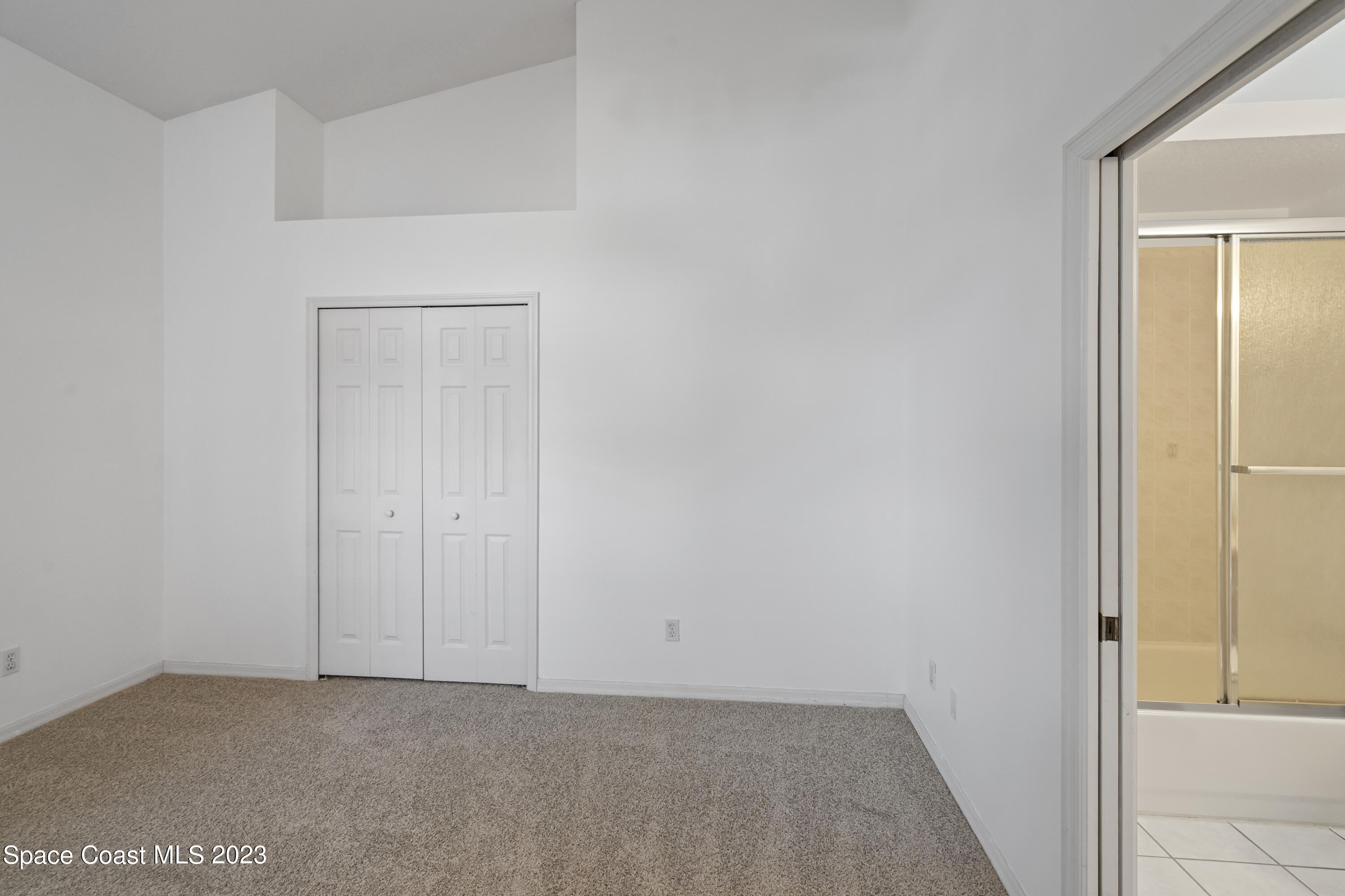 448 Renaissance Avenue Melbourne, FL 32940 - Photo 5 of 57 a view of an empty room