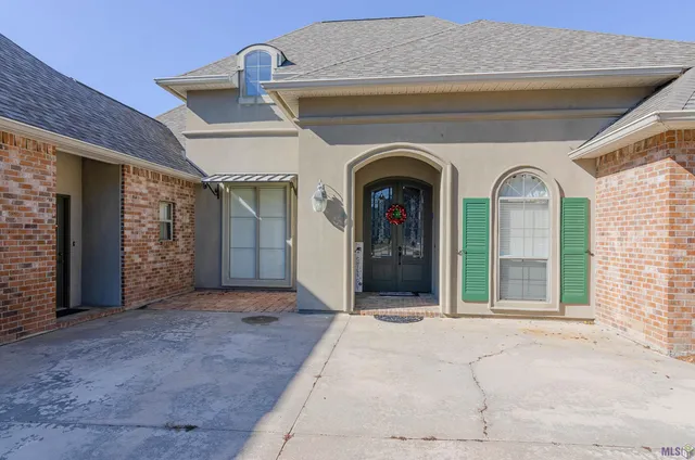 $430,000 | 114 Serenity Drive, Denham Springs, LA 70706