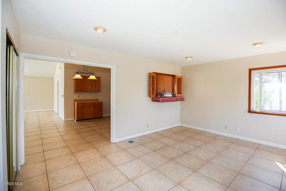 254 Maple Road Newbury Park, CA 91320 - Photo 12 of 24