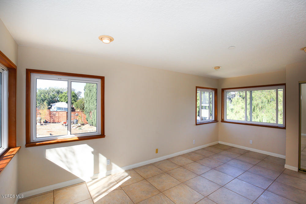 254 Maple Road Newbury Park, CA 91320 - Photo 13 of 24 a view of an empty room with a window