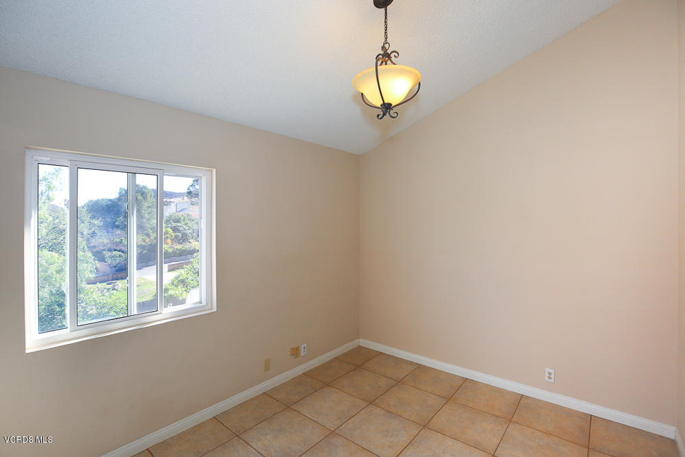 254 Maple Road Newbury Park, CA 91320 - Photo 7 of 24 a view of a livingroom with a window