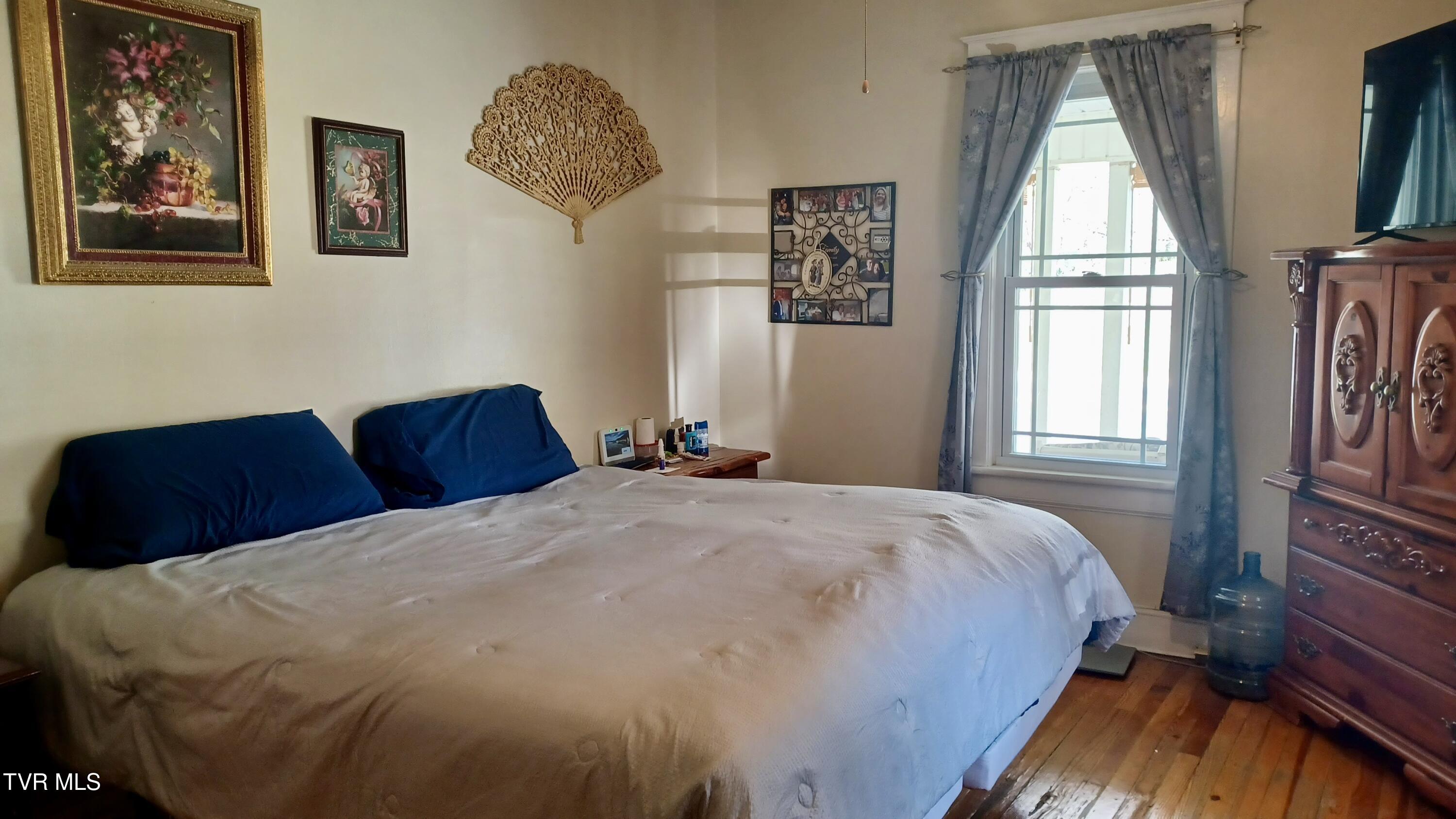 1411 Island Road Bristol, VA 24201 - Photo 22 of 58 Master