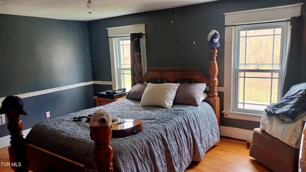 $299,900 | 1411 Island Road, Bristol, VA 24201