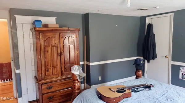 $299,900 | 1411 Island Road, Bristol, VA 24201