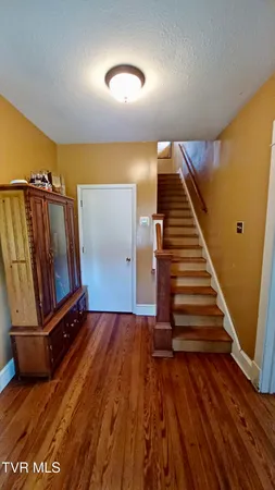 $299,900 | 1411 Island Road, Bristol, VA 24201