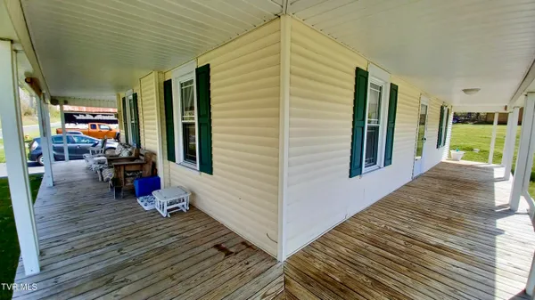 $299,900 | 1411 Island Road, Bristol, VA 24201