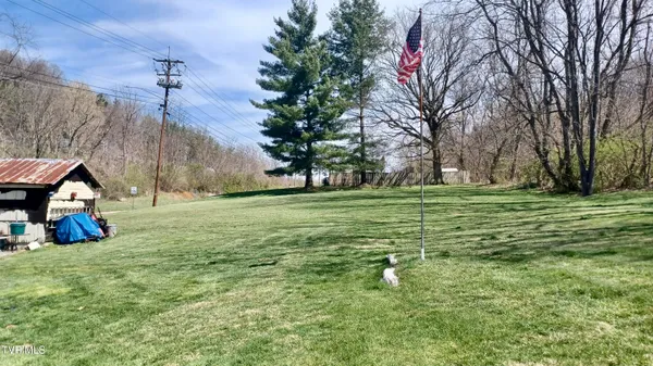 $299,900 | 1411 Island Road, Bristol, VA 24201