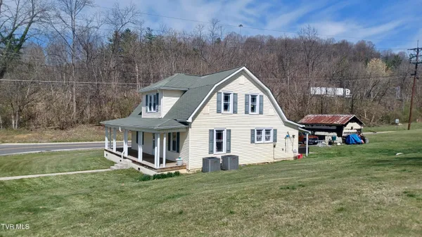 $299,900 | 1411 Island Road, Bristol, VA 24201