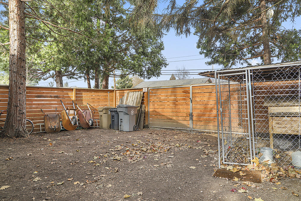 2175 Lower River Road Grants Pass, OR 97526 - Photo 41 of 44 37