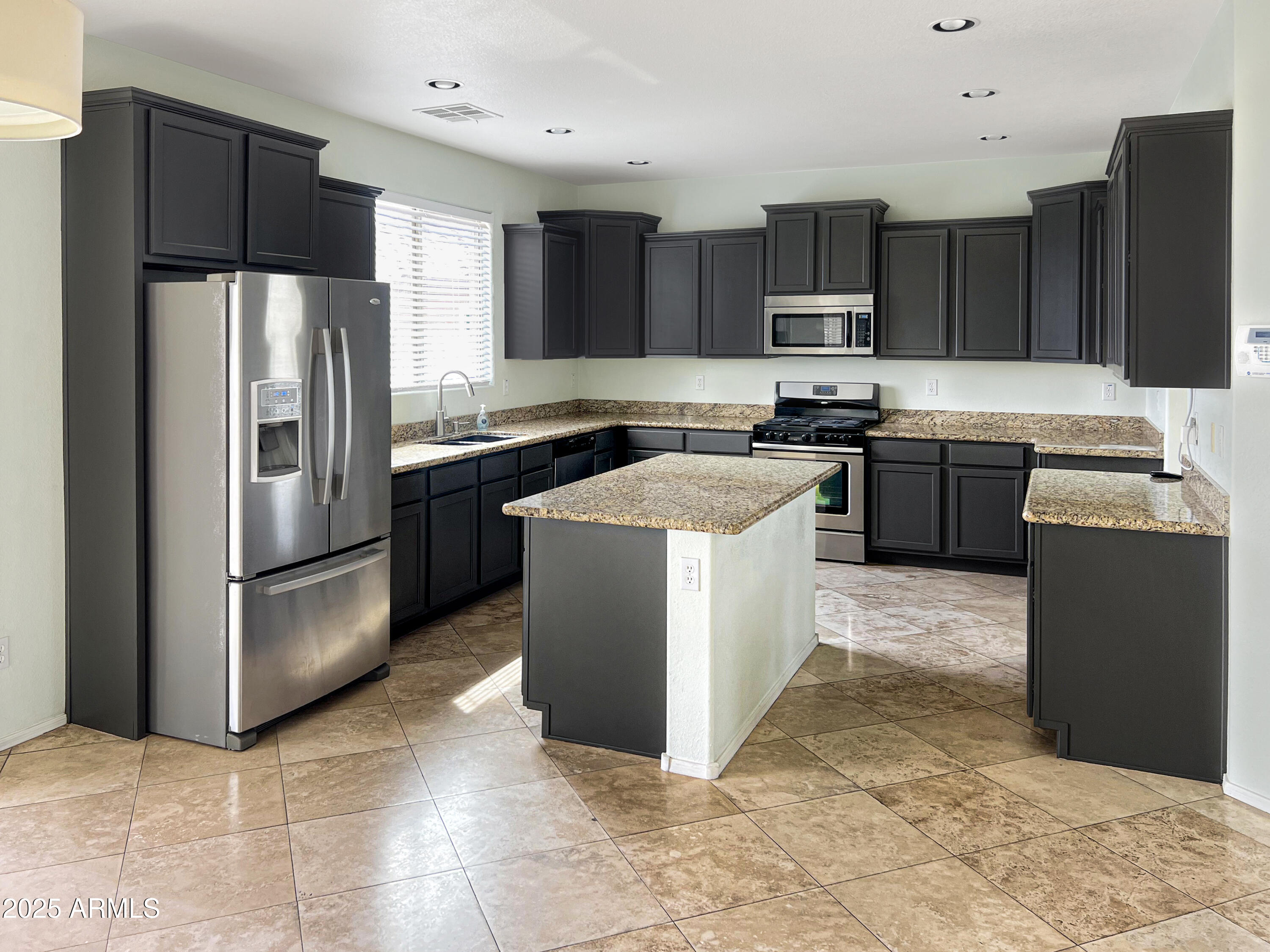 45717 West Ranch Road Maricopa, AZ 85139 - Photo 6 of 41 IMG_2028