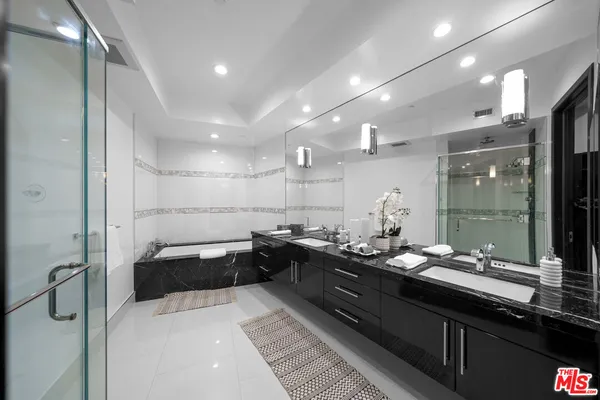$6,000 | 1318 South Roxbury Drive, Unit 219, Los Angeles, CA 90035
