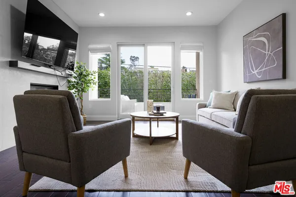 $6,000 | 1318 South Roxbury Drive, Unit 219, Los Angeles, CA 90035