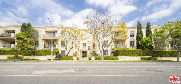 $6,000 | 1318 South Roxbury Drive, Unit 219, Los Angeles, CA 90035