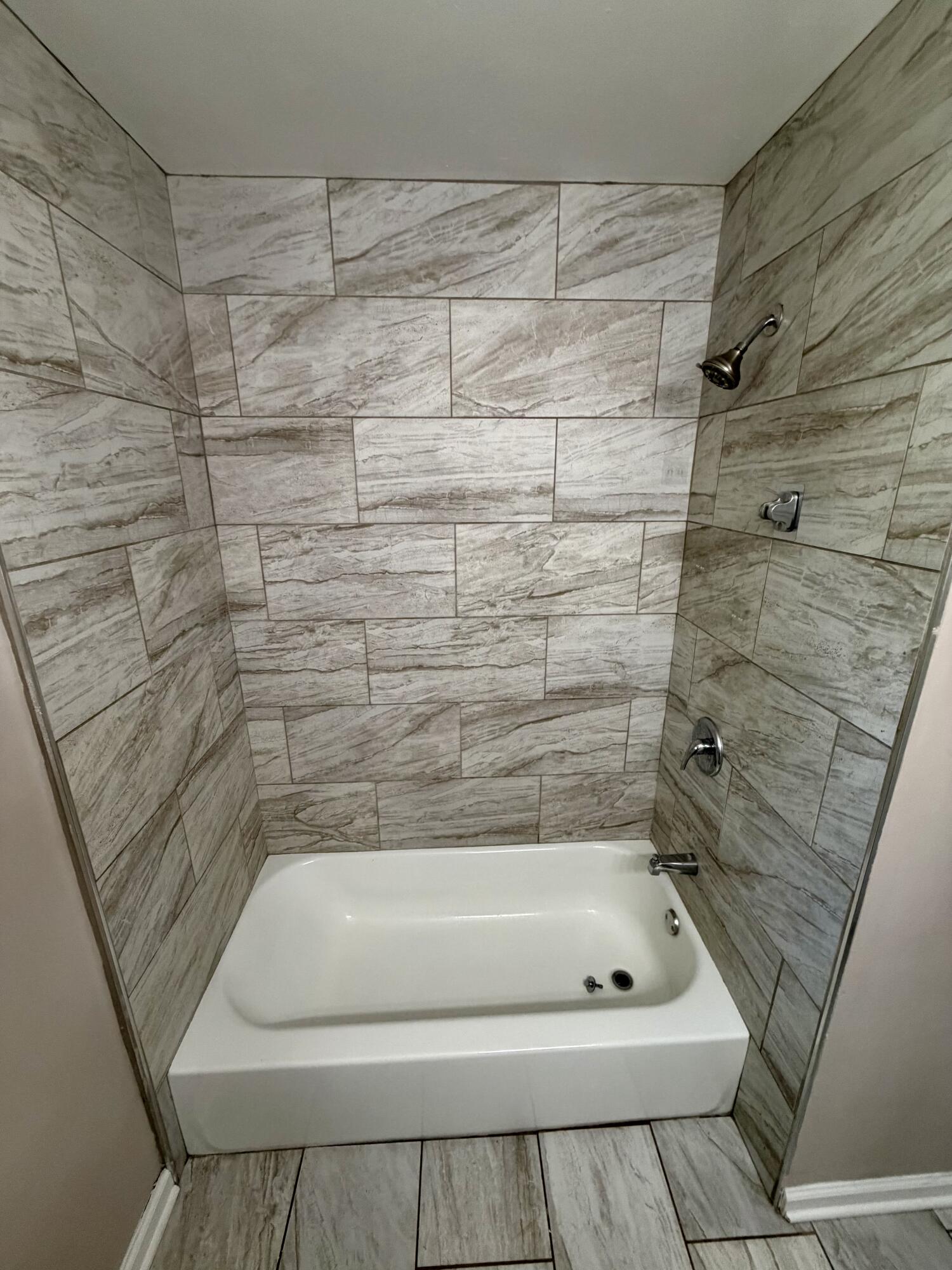 4841 Kentucky Street Gary, IN 46409 - Photo 16 of 18 1500x2000