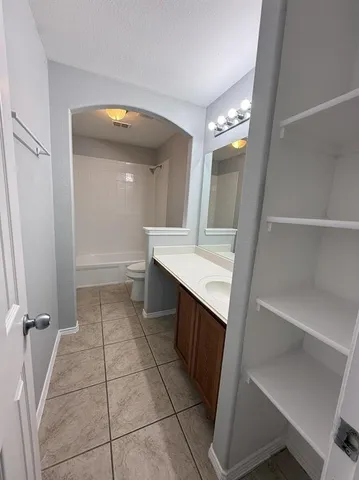 $2,995 | 816 Meandering Trail, Little Elm, TX 75068