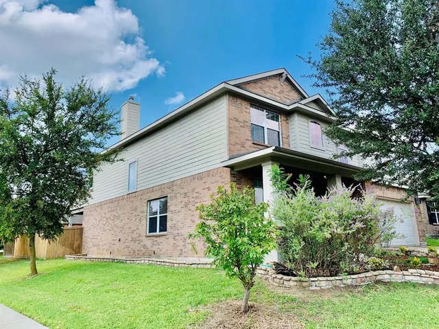 $2,995 | 816 Meandering Trail, Little Elm, TX 75068