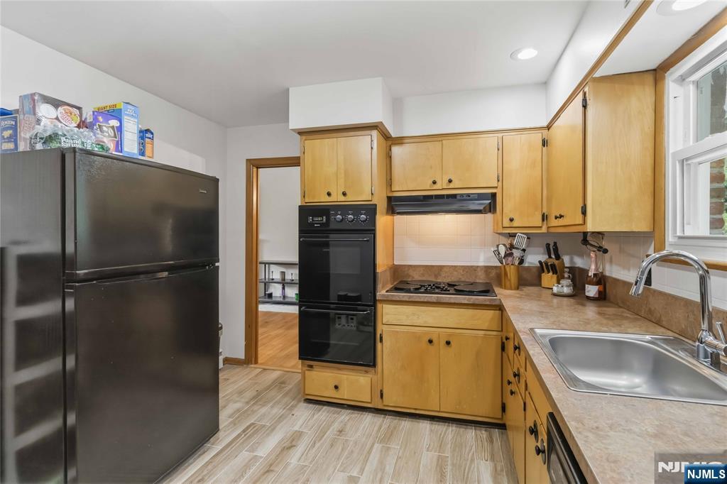 63 Valley Road Butler, NJ 07405 - Photo 13 of 33