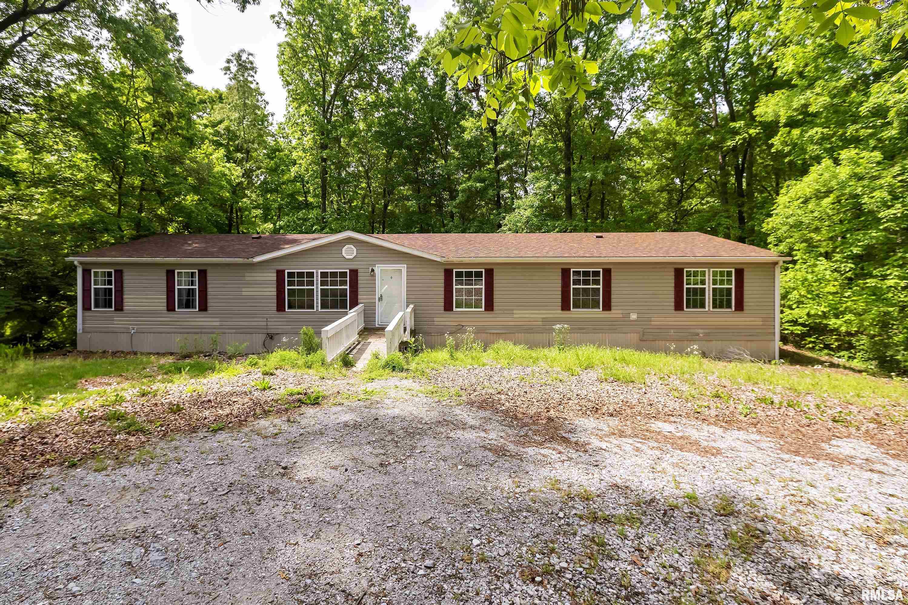 2947 Dillinger Road Carbondale, IL 62901 - Photo 1 of 37 Gallery Image 1