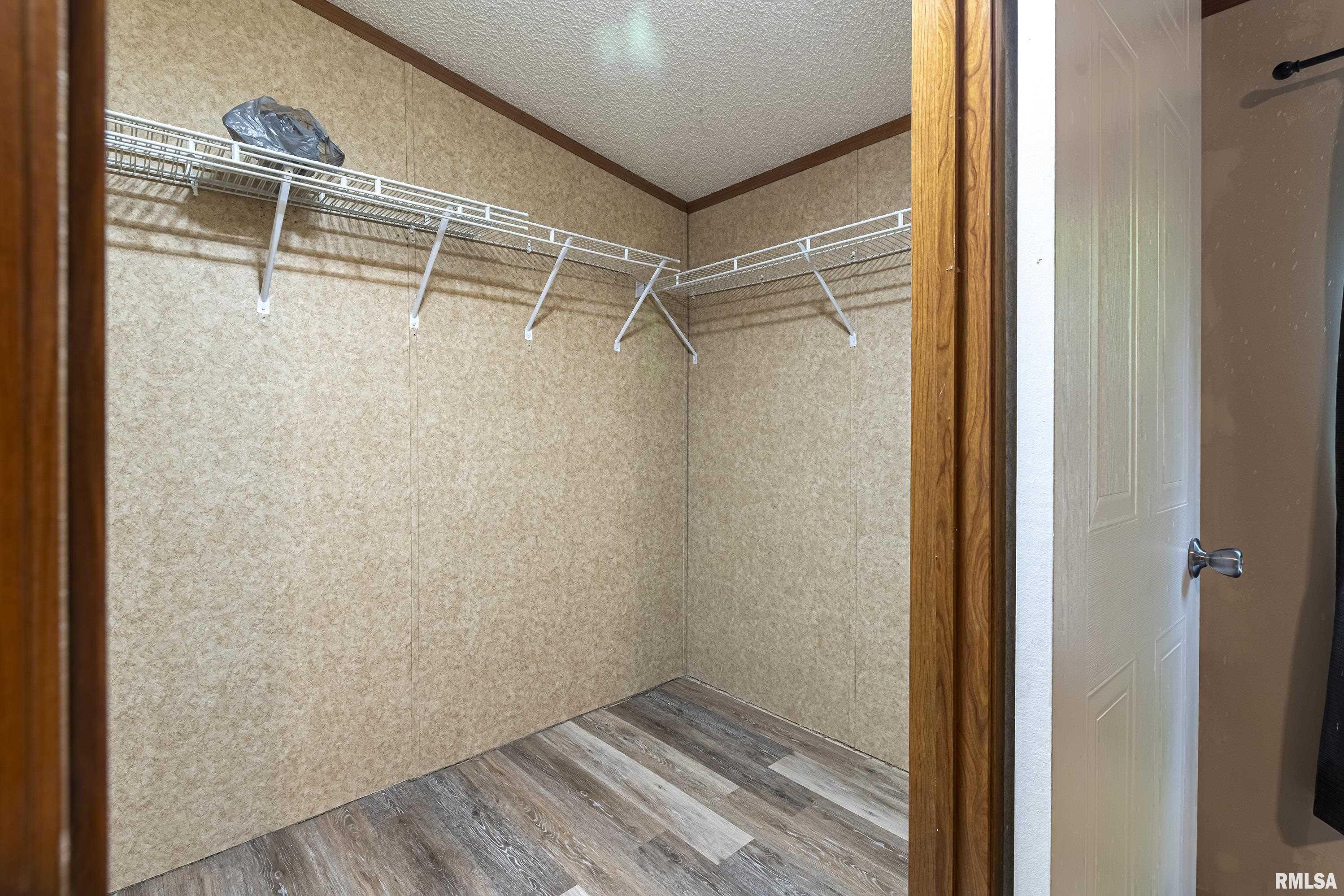2947 Dillinger Road Carbondale, IL 62901 - Photo 11 of 37 Gallery Image 11