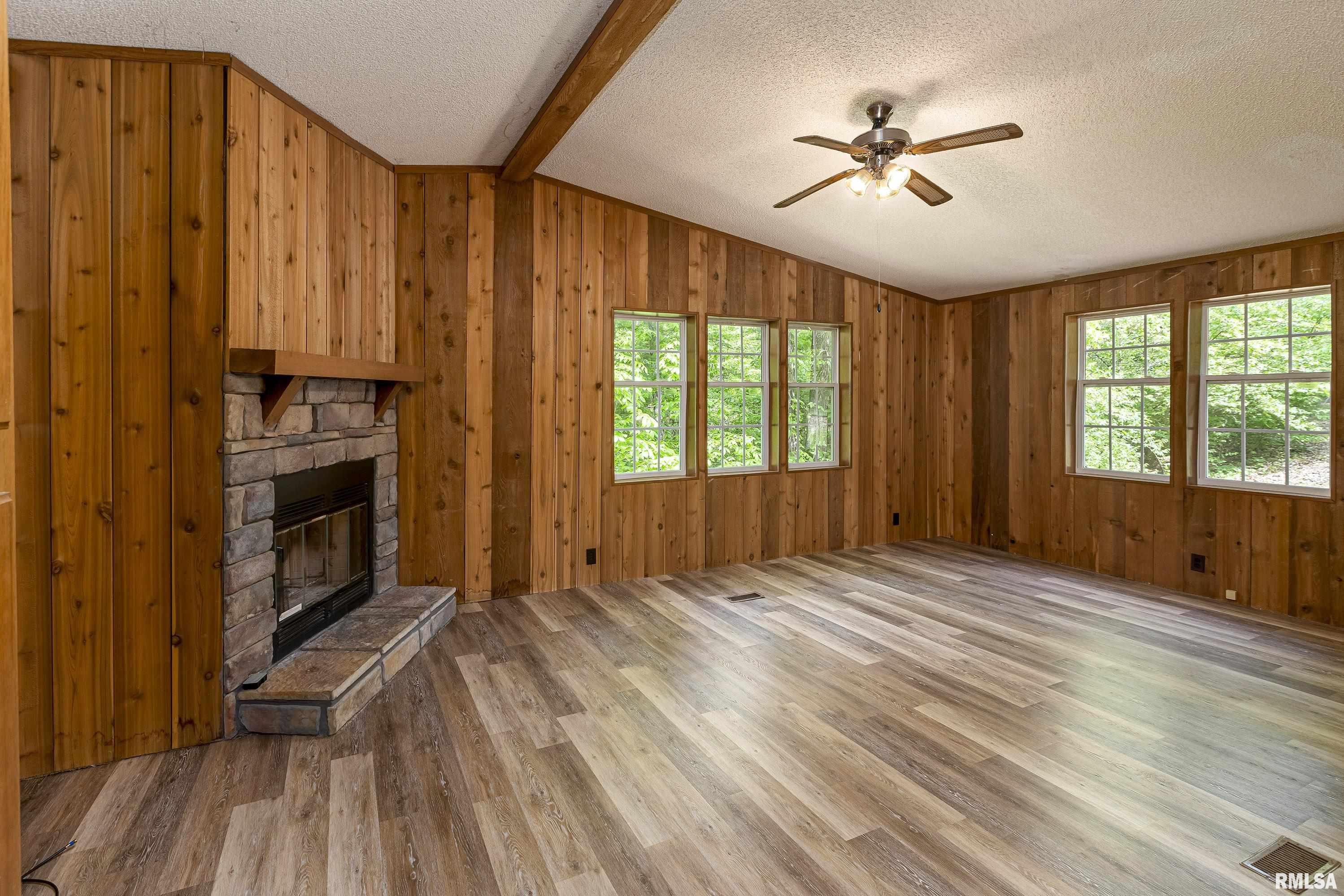 2947 Dillinger Road Carbondale, IL 62901 - Photo 24 of 37 Gallery Image 24