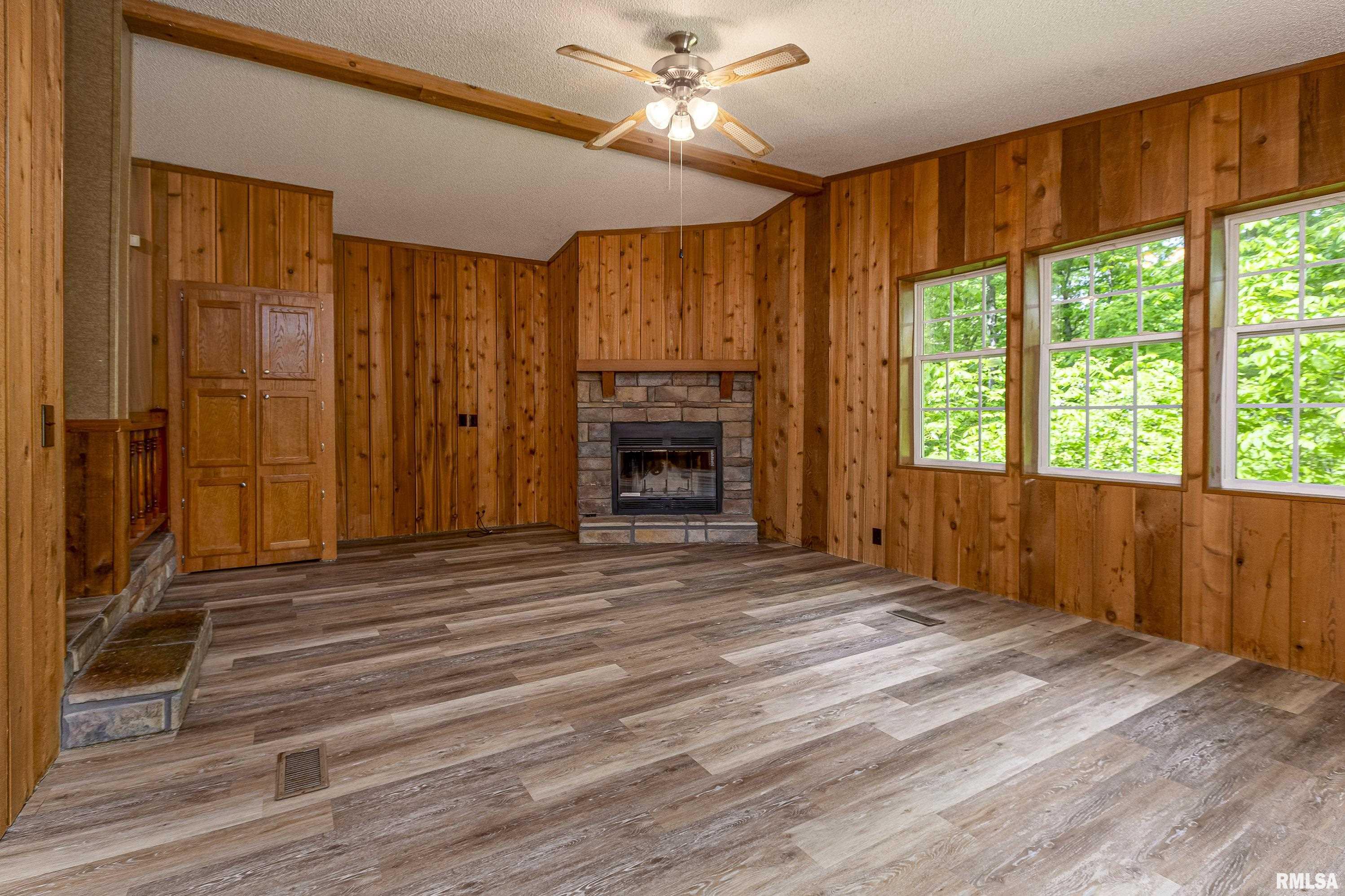 2947 Dillinger Road Carbondale, IL 62901 - Photo 25 of 37 Gallery Image 25