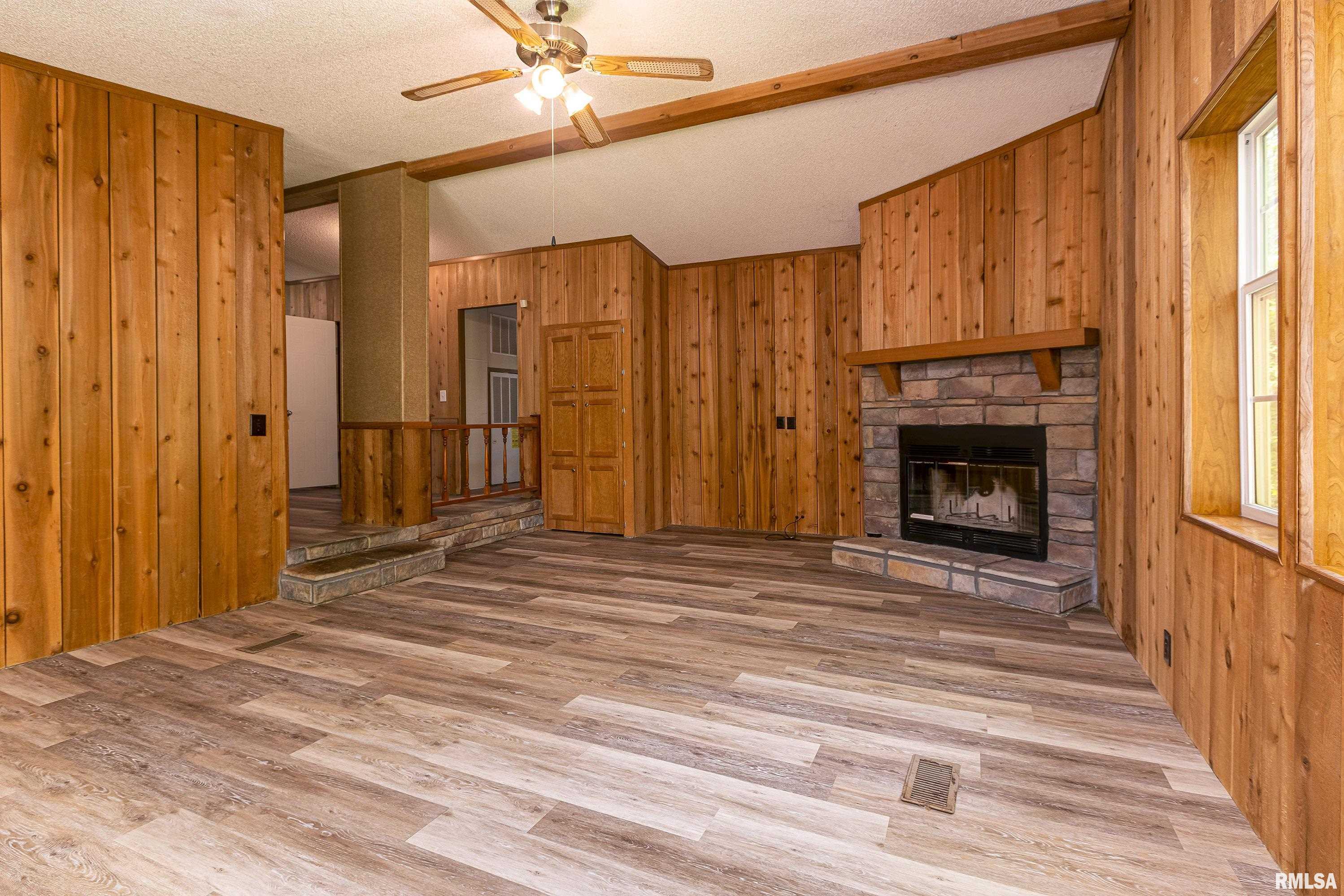 2947 Dillinger Road Carbondale, IL 62901 - Photo 26 of 37 Gallery Image 26
