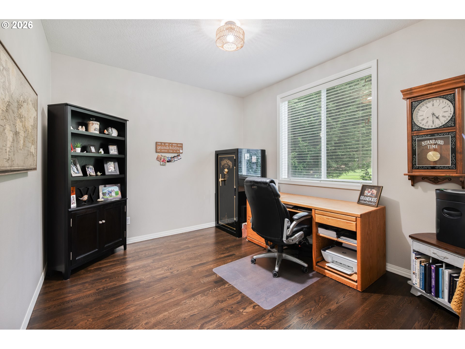 5915 Northwest 289th Street Ridgefield, WA 98642 - Photo 17 of 42 Den/Office