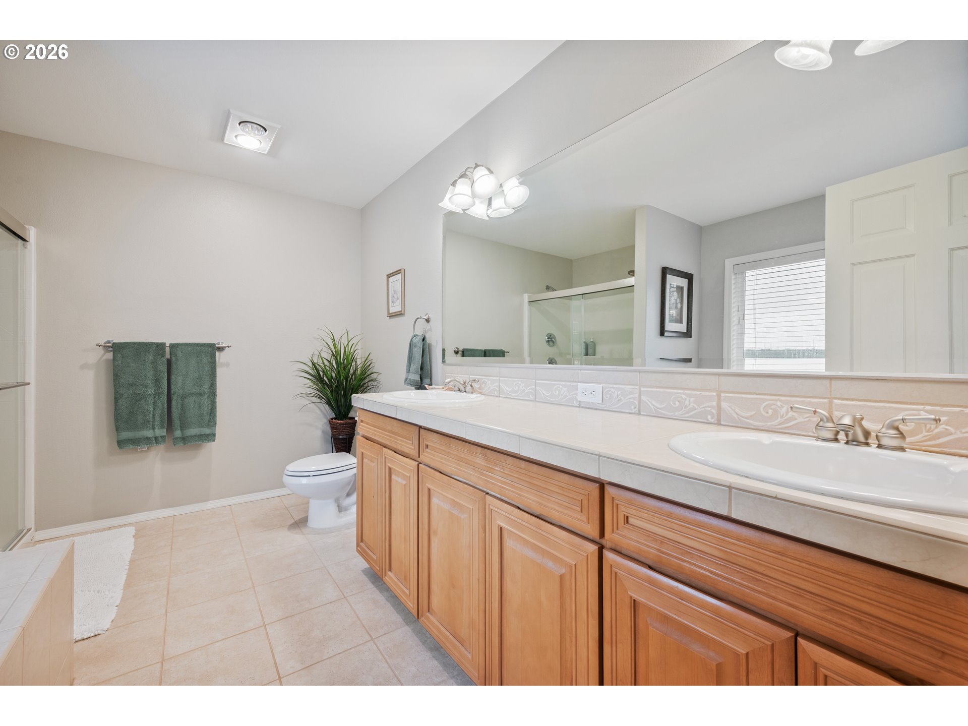 5915 Northwest 289th Street Ridgefield, WA 98642 - Photo 21 of 42 Primary Bedroom